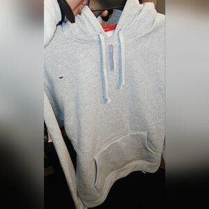 Supreme Light Gray Hoodie Sweater Size LARGE . Brand New. Never Worn